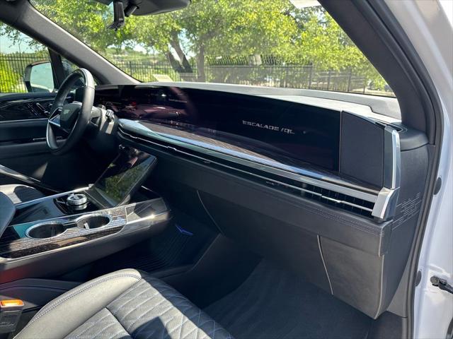 2026 Cadillac Escalade IQL Luxury AWD