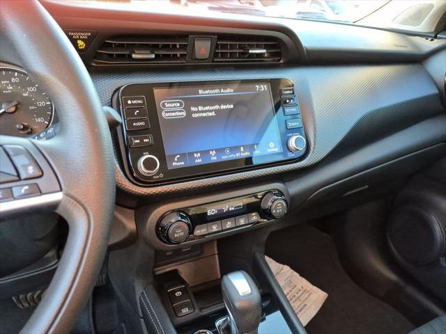 2021 Nissan Kicks SV Xtronic CVT
