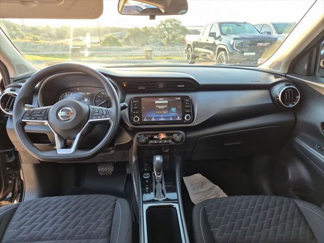 2021 Nissan Kicks SV Xtronic CVT