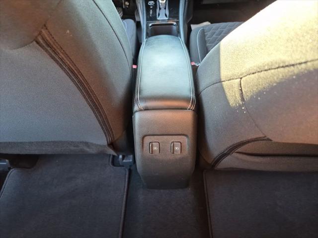 2021 Nissan Kicks SV Xtronic CVT