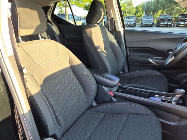 2021 Nissan Kicks SV Xtronic CVT
