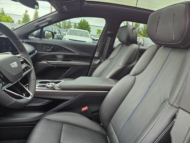 2025 Cadillac iQ Luxury 1 RWD