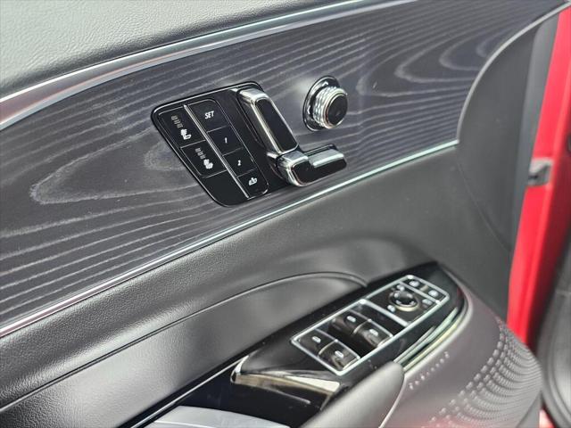 2025 Cadillac iQ Luxury 1 RWD