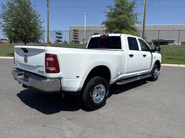 2024 Ram 3500 Tradesman Crew Cab 4x4 8' Box