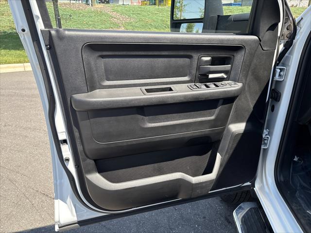 2024 Ram 3500 Tradesman Crew Cab 4x4 8' Box
