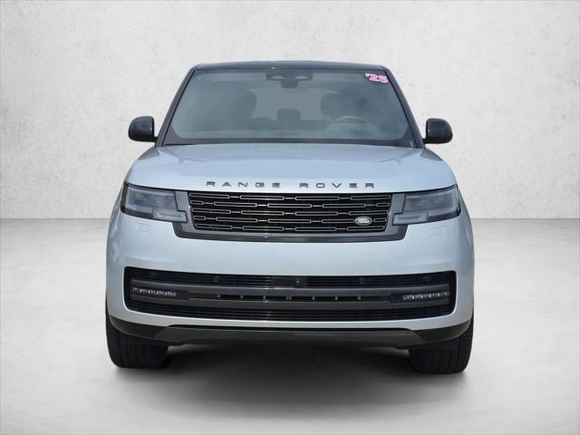 2025 Land Rover Range Rover P400 SE