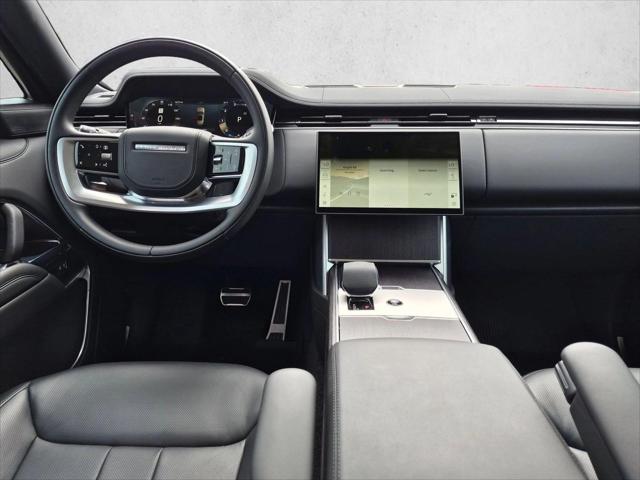 2025 Land Rover Range Rover P400 SE