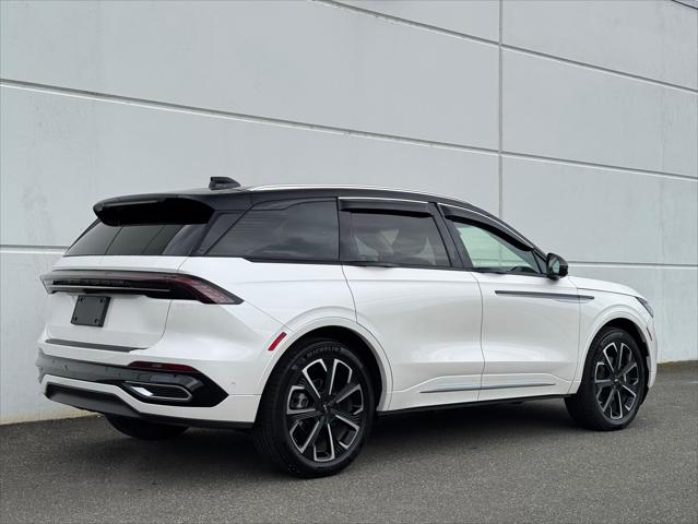 2024 Lincoln Nautilus Reserve