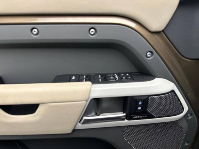 2024 Land Rover Defender 110 P400 X-Dynamic SE