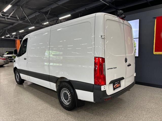 2022 Mercedes-Benz Sprinter 1500 Standard Roof I4