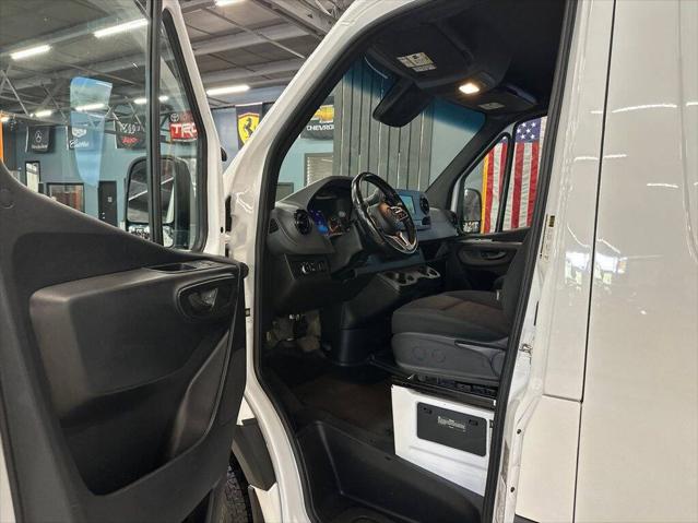 2022 Mercedes-Benz Sprinter 1500 Standard Roof I4