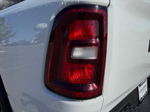 2026 Ram 1500 Express Crew Cab 4x4 57 Box