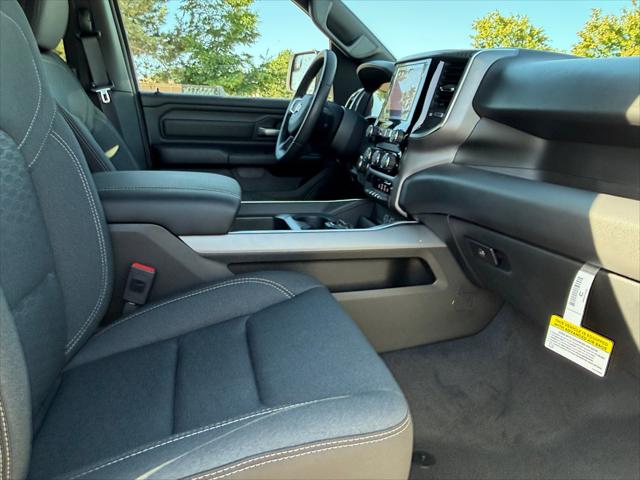 2026 Ram 1500 Express Crew Cab 4x4 57 Box