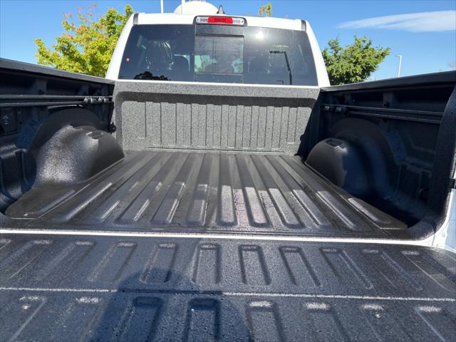 2026 Ram 1500 Express Crew Cab 4x4 57 Box