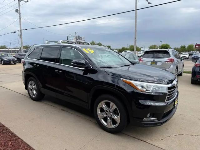 2015 Toyota Highlander Limited V6 for sale in Cedar Rapids, IA