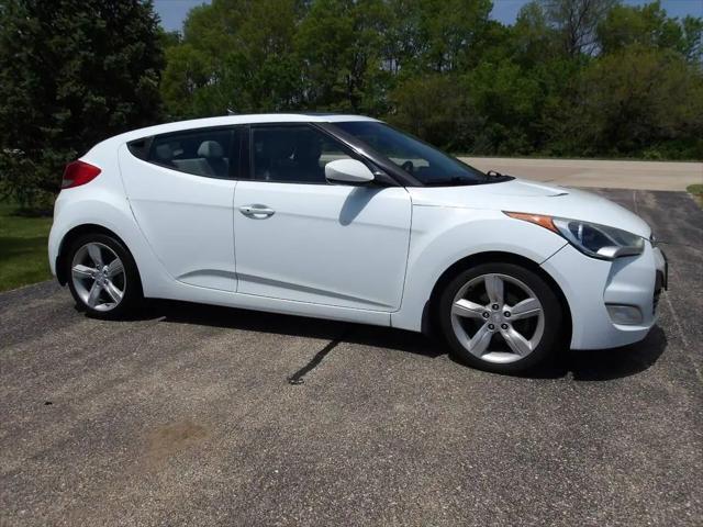 2013 Hyundai Veloster Base w/Gray for sale in Tremont, IL