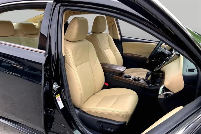 2014 Toyota Avalon XLE