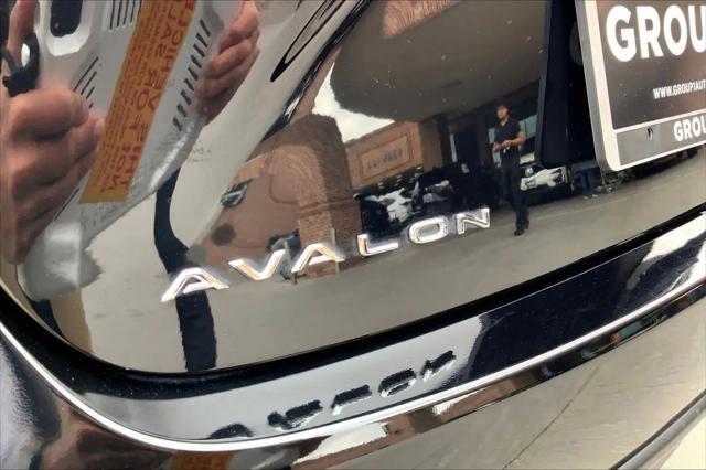 2014 Toyota Avalon XLE