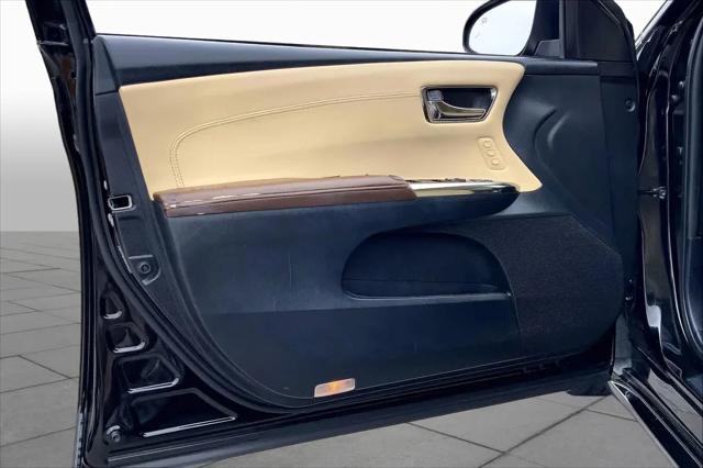 2014 Toyota Avalon XLE