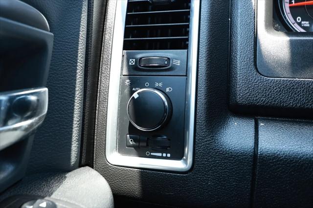 2024 Ram 1500 Classic SLT Quad Cab 4x2 6'4" Box