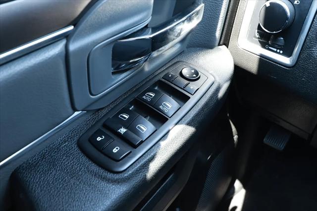 2024 Ram 1500 Classic SLT Quad Cab 4x2 6'4" Box