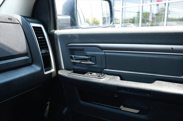 2024 Ram 1500 Classic SLT Quad Cab 4x2 6'4" Box