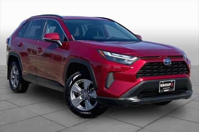 2022 Toyota RAV4 Hybrid XLE