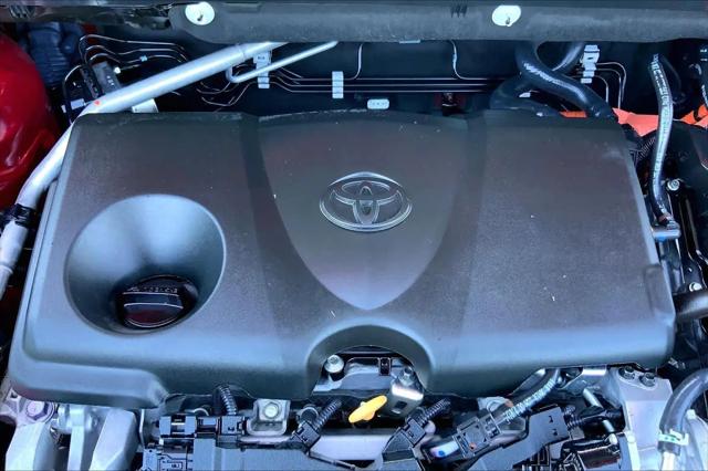 2022 Toyota RAV4 Hybrid XLE