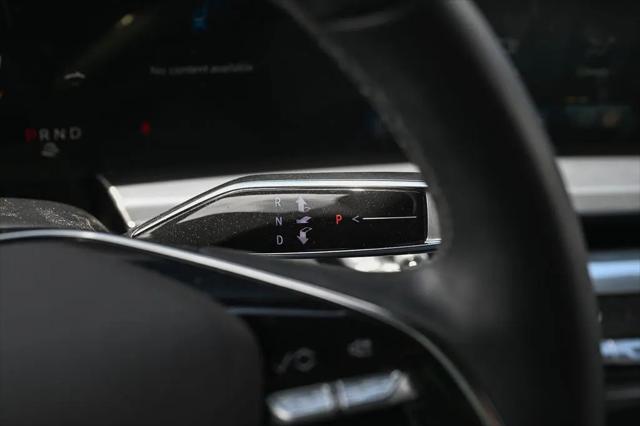 2024 Cadillac iQ Sport w/1SF