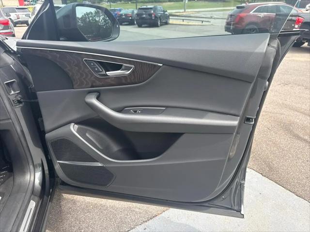 2020 Audi Q8 Premium Plus 55 TFSI quattro Tiptronic