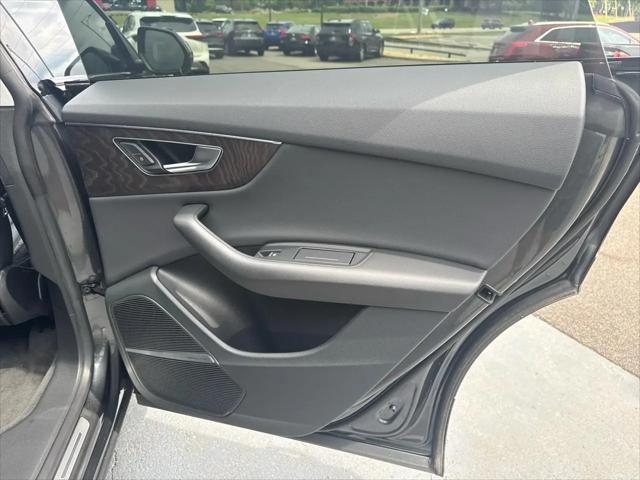 2020 Audi Q8 Premium Plus 55 TFSI quattro Tiptronic