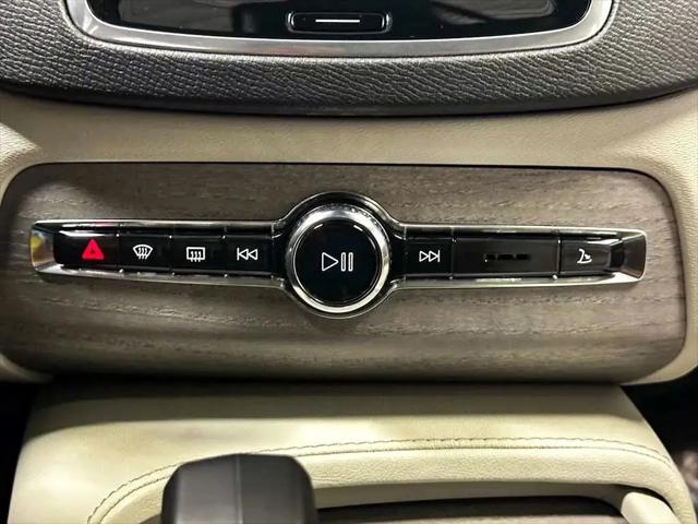 2023 Volvo XC90 B6 Plus 6-Seater