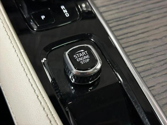 2023 Volvo XC90 B6 Plus 6-Seater