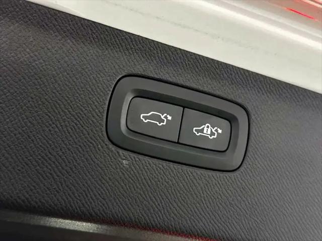 2023 Volvo XC90 B6 Plus 6-Seater