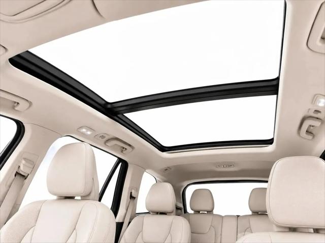 2023 Volvo XC90 B6 Plus 6-Seater