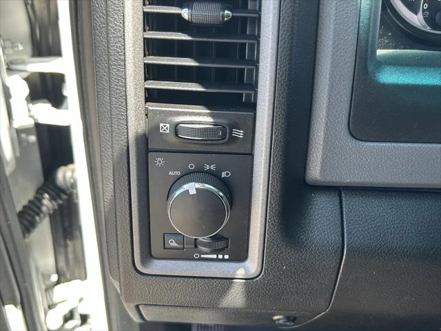 2018 Ram 2500 Tradesman Crew Cab 4x4 6'4" Box