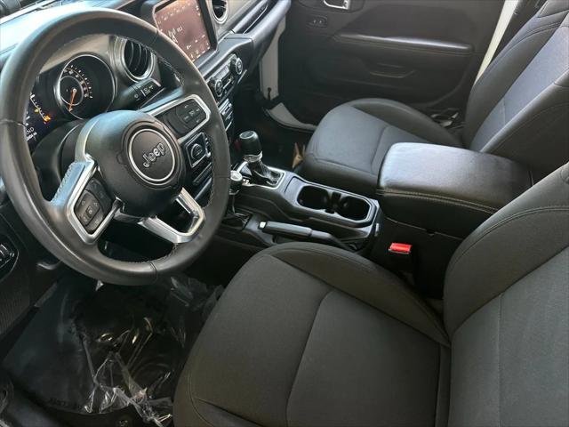 2023 Jeep Gladiator Overland