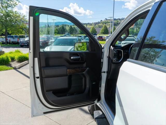 2021 GMC Sierra 1500 4WD Crew Cab Short Box Elevation