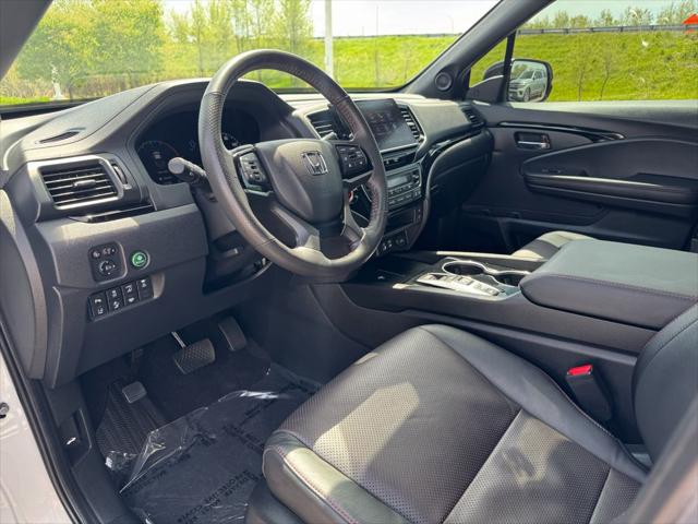 2025 Honda Ridgeline Black Edition