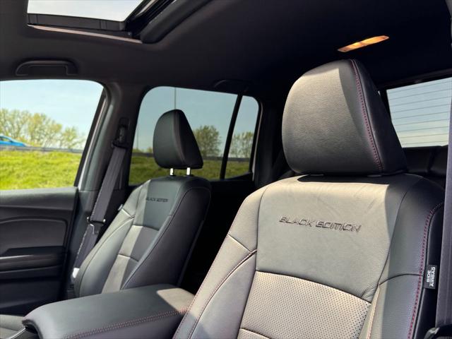 2025 Honda Ridgeline Black Edition