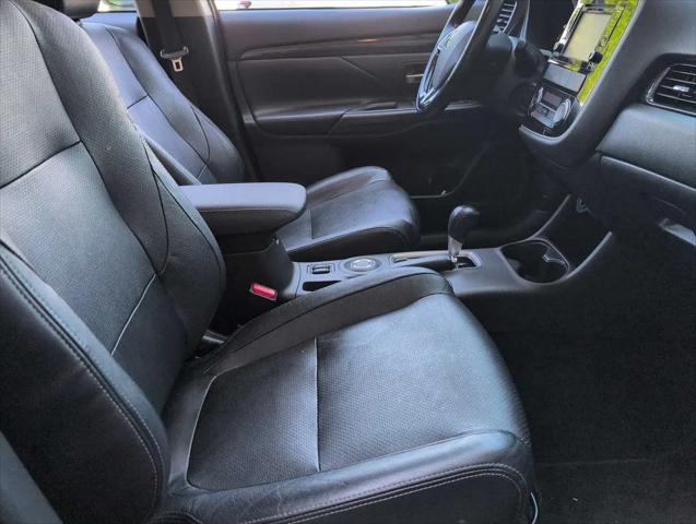 2016 Mitsubishi Outlander SEL