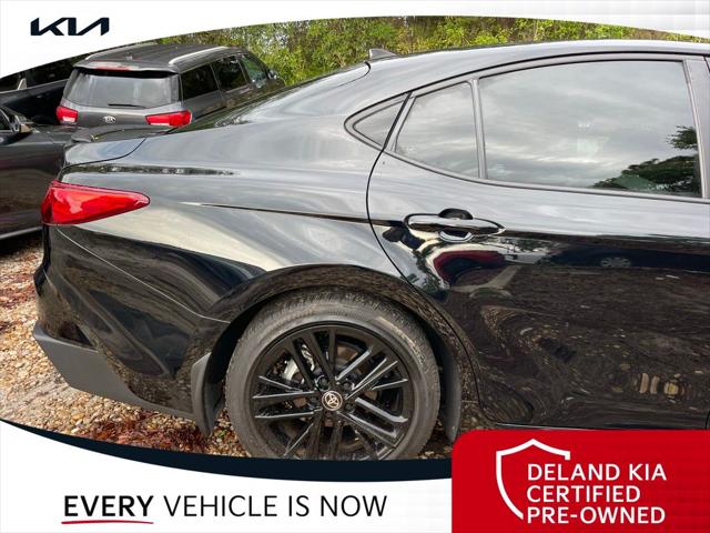 2025 Toyota Camry SE