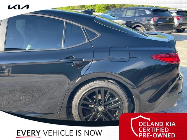 2025 Toyota Camry SE