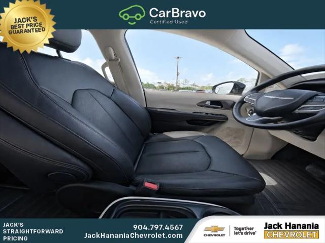 2019 Chrysler Pacifica Touring L