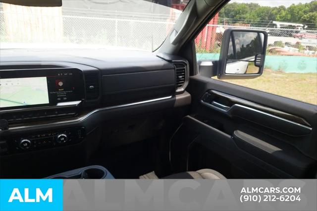 2025 GMC Sierra 2500HD 4WD Crew Cab Standard Bed SLE