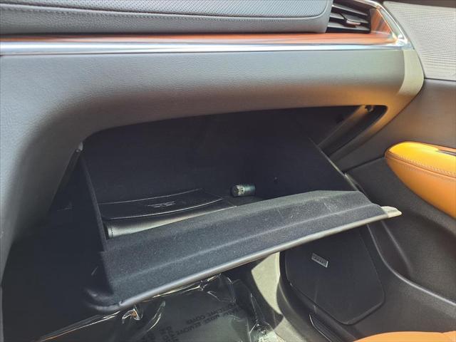 2024 Cadillac XT5 FWD Premium Luxury