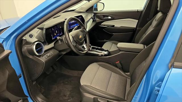 2025 Chevrolet Trax FWD LT
