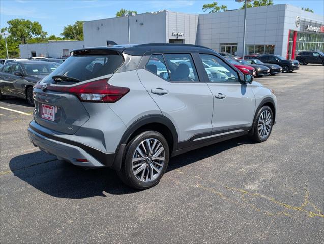 2023 Nissan Kicks SR Xtronic CVT