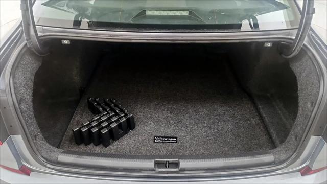 2017 Volkswagen Passat 1.8T SEL Premium