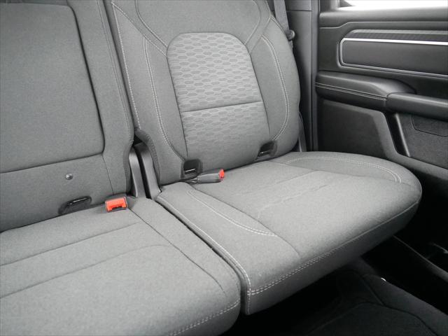 2025 Ram 1500 Big Horn Crew Cab 4x4 5'7" Box